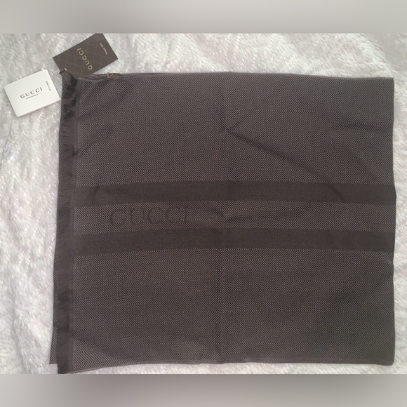 Gucci 100% Wool Scarf - Picture 1 of 4